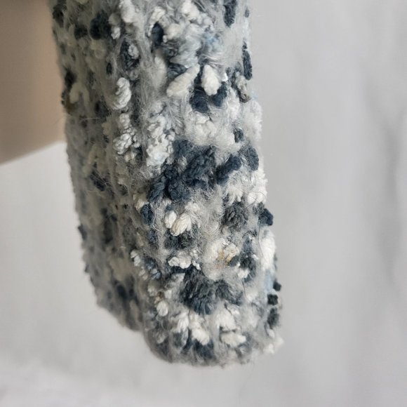 Tribal Gray Knit Sweater Women’s Medium Cozy Long Sleeve - Picture 5 of 14